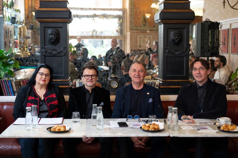 Az Essentia Artis negyedszerre hozza el a kortárs művészet esszenciáját a Pesti Vigadóba