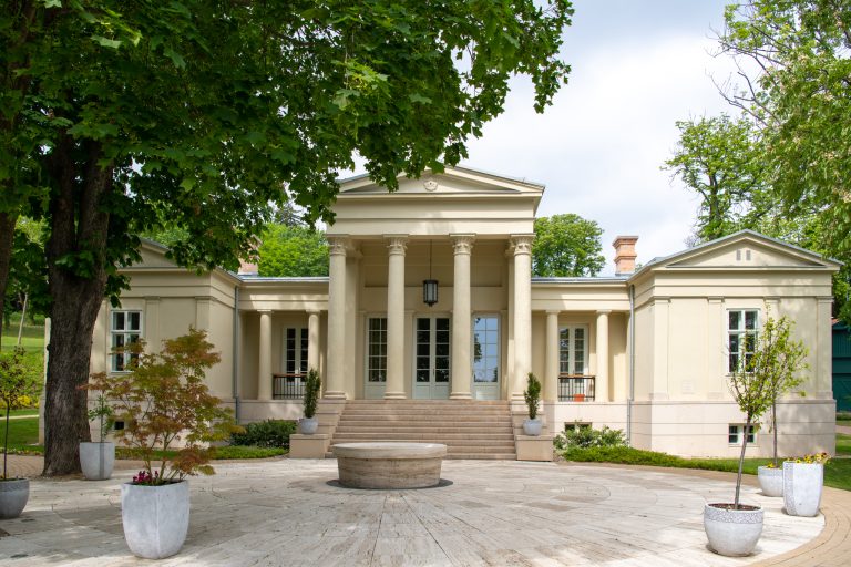 Építészet Éjszakája – A hegyvidék gyöngyszeme, a Hild-villa